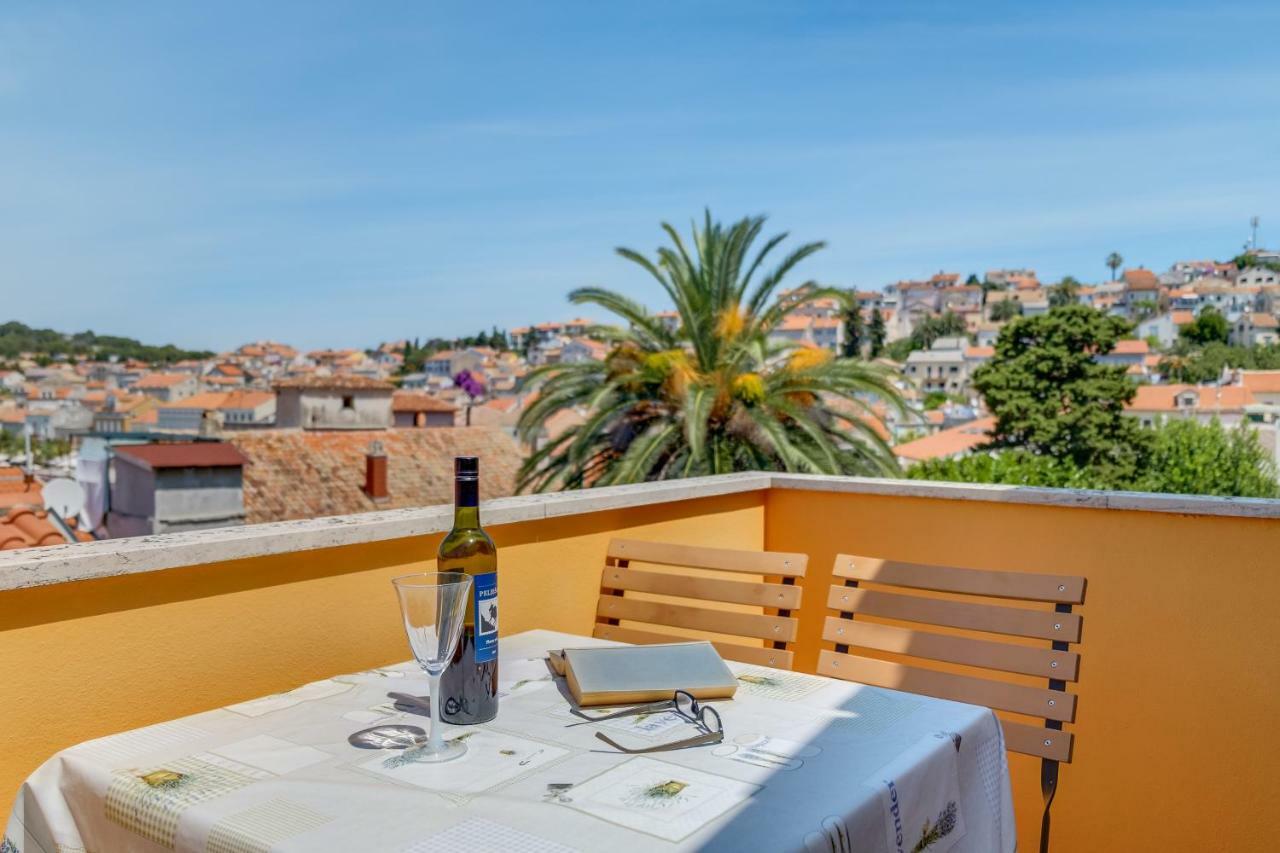 Apartman Natasa Mali Losinj Luaran gambar