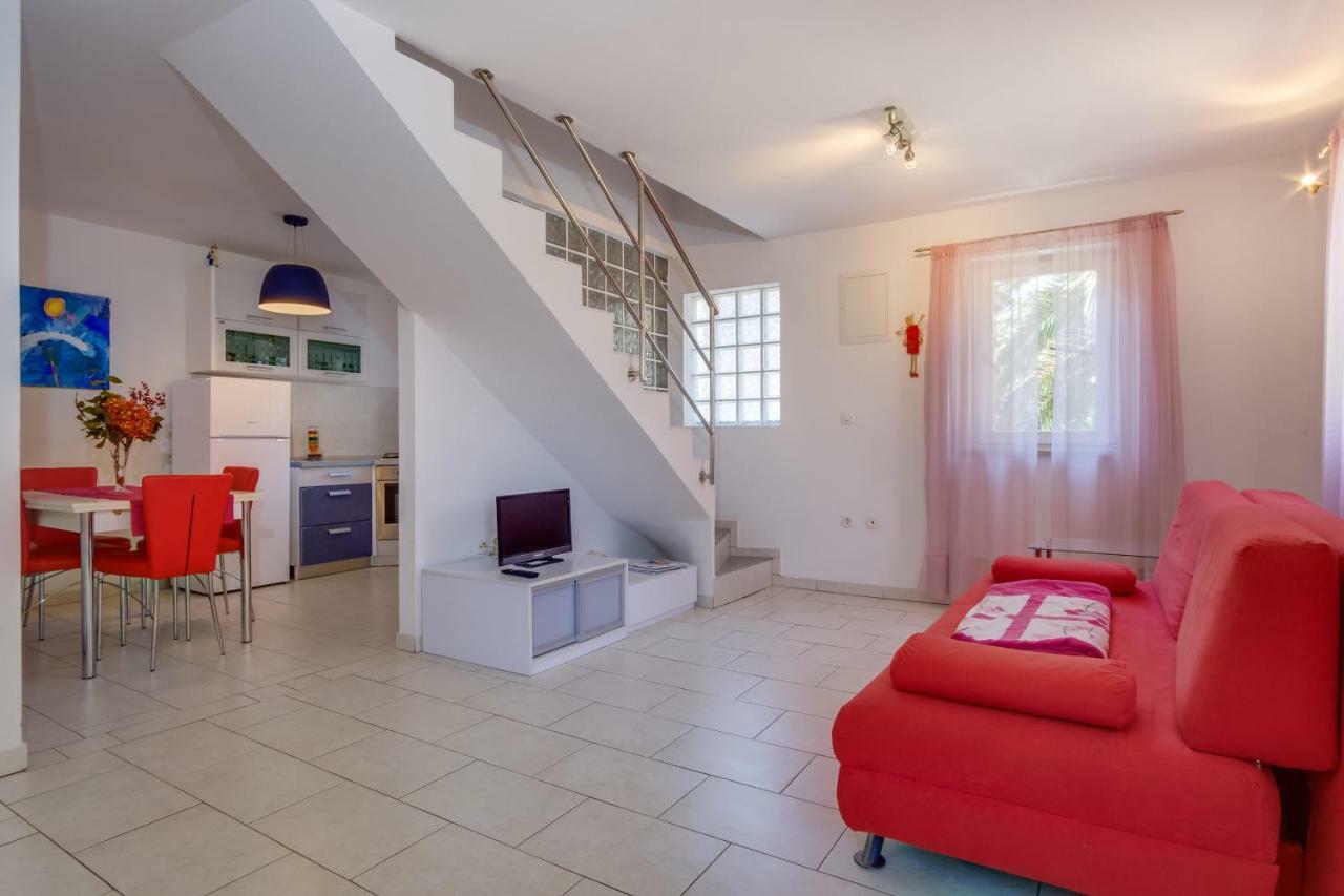 Apartman Natasa Mali Losinj Luaran gambar
